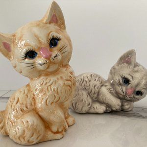 1980s Playful Ceramic Kittens. Cute Pair of Vintage Ceramic Playful Kittens!